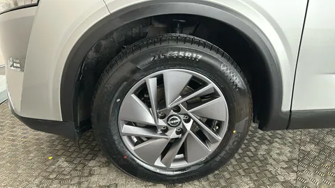 Nissan Qashqai 1.3 DiG-T MH 158 Acenta Premium Xtronic