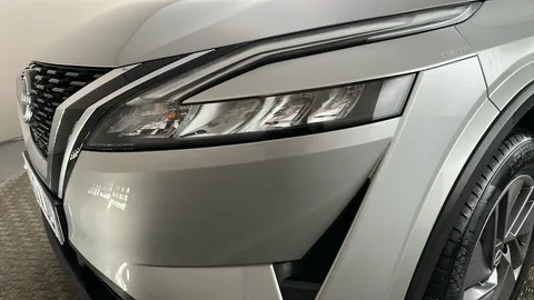 Nissan Qashqai 1.3 DiG-T MH 158 Acenta Premium Xtronic