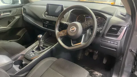 Nissan Qashqai 1.3 DiG-T MH Acenta Premium 5dr