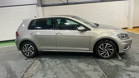 Volkswagen Golf 1.0 TSI 115 Match 5dr