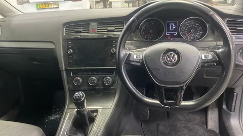 Volkswagen Golf 1.0 TSI 115 Match 5dr