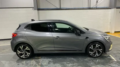 Renault Clio 1.6 E-TECH full hybrid 145 Engineered Auto