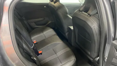 Renault Clio 1.6 E-TECH full hybrid 145 Engineered Auto