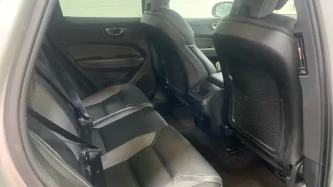 Volvo Xc60 2.0 B4D R DESIGN Geartronic