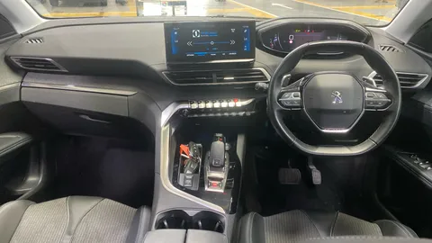 Peugeot 3008 1.2 PureTech Allure Premium EAT8