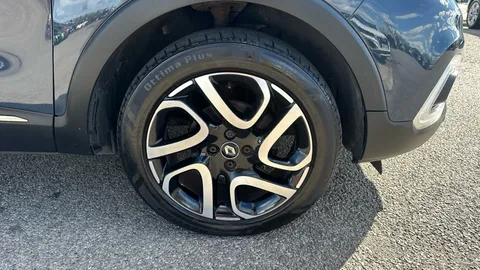 Renault Captur 0.9 TCE 90 Iconic