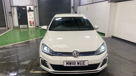 VOLKSWAGEN GOLF 1.4 TSI GTE DSG