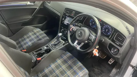 VOLKSWAGEN GOLF 1.4 TSI GTE DSG