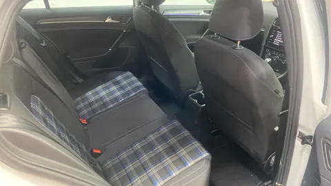 VOLKSWAGEN GOLF 1.4 TSI GTE DSG