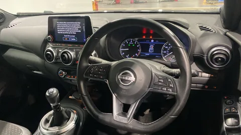 NISSAN JUKE 1.0 DiG-T 114 N-Connecta