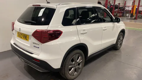 SUZUKI VITARA 1.4 Boosterjet 48V Hybrid SZ-T