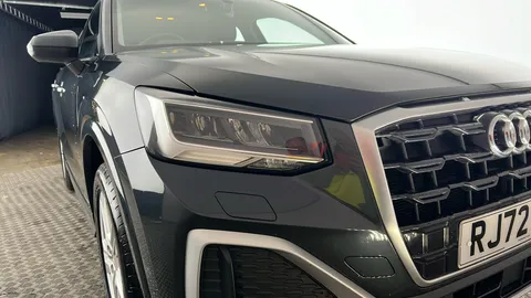 AUDI Q2 30 TFSI Sport