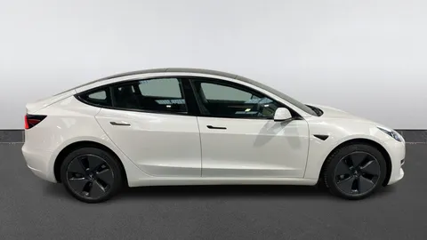 Tesla                     Model 3 RWD Auto