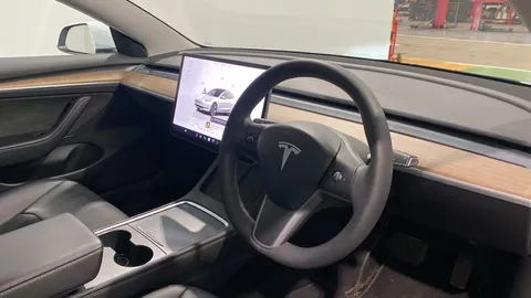Tesla                     Model 3 RWD Auto