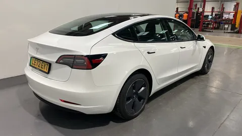 Tesla                     Model 3 RWD Auto
