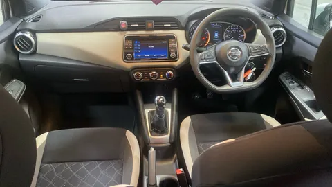 Nissan Micra 1.0 Acenta