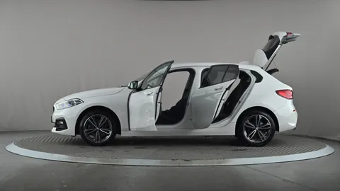 BMW 1 SERIES 118d Sport