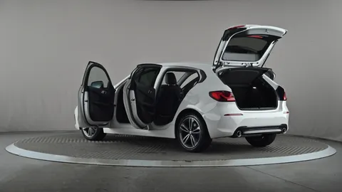 BMW 1 SERIES 118d Sport