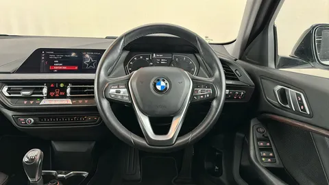 BMW 1 SERIES 118d Sport