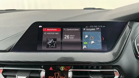 BMW 1 SERIES 118d Sport