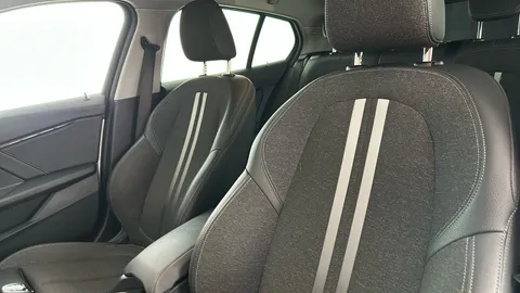 BMW 1 SERIES 118d Sport