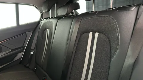 BMW 1 SERIES 118d Sport