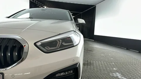 BMW 1 SERIES 118d Sport