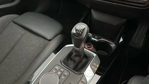 BMW 1 SERIES 118d Sport