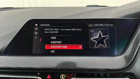 BMW 1 SERIES 118d Sport