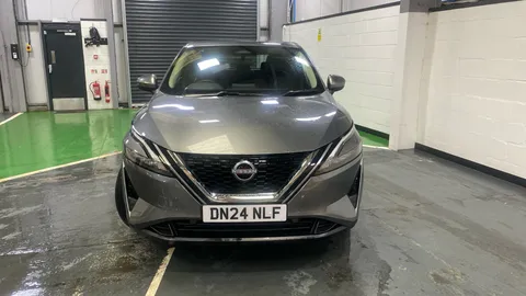 NISSAN QASHQAI 1.3 DiG-T MH Acenta Premium