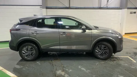 NISSAN QASHQAI 1.3 DiG-T MH Acenta Premium