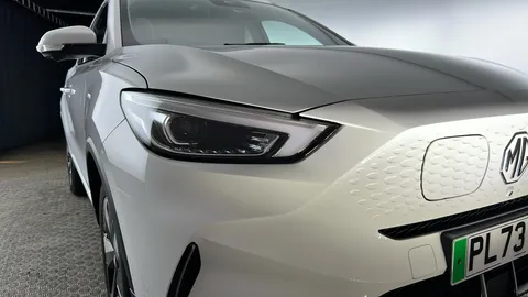 MG MOTOR UK ZS 115kW Trophy EV Long Range 73kWh Auto