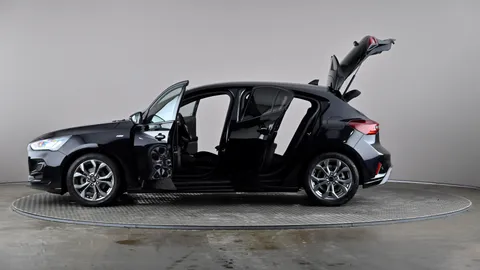 Ford Focus 1.0 EcoBoost Hybrid mHEV ST-Line 5dr Auto