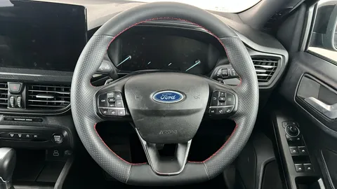 Ford Focus 1.0 EcoBoost Hybrid mHEV ST-Line 5dr Auto