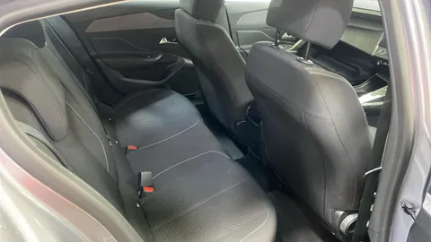 PEUGEOT 308 1.2 PureTech Active Premium EAT8