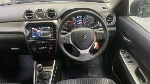 Suzuki Vitara 1.4 Boosterjet 48V Hybrid SZ-T