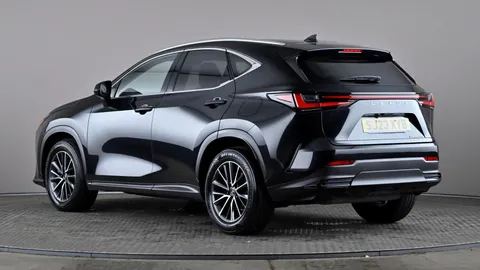 LEXUS NX 450h+ 2.5 E-CVT [Premium Pack]