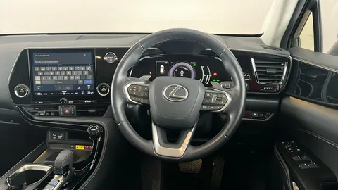 LEXUS NX 450h+ 2.5 E-CVT [Premium Pack]