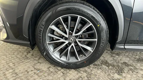 LEXUS NX 450h+ 2.5 E-CVT [Premium Pack]