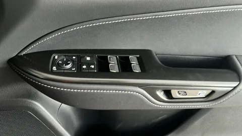 LEXUS NX 450h+ 2.5 E-CVT [Premium Pack]