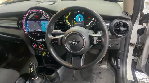 Mini Hatchback 135kW Cooper S Level 1 33kWh Auto