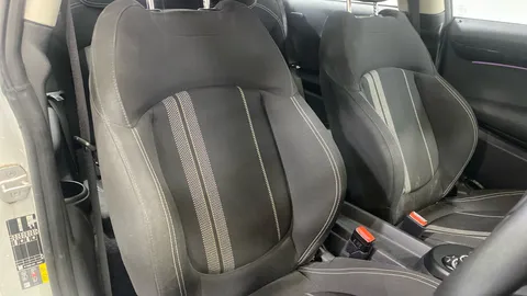 Mini Hatchback 135kW Cooper S Level 1 33kWh Auto