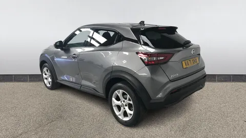 Nissan Juke 1.0 DiG-T 114 N-Connecta DCT