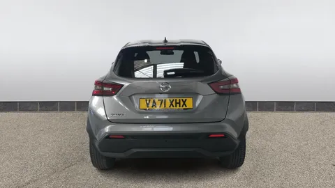 Nissan Juke 1.0 DiG-T 114 N-Connecta DCT