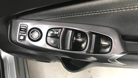 Nissan Juke 1.0 DiG-T 114 N-Connecta DCT