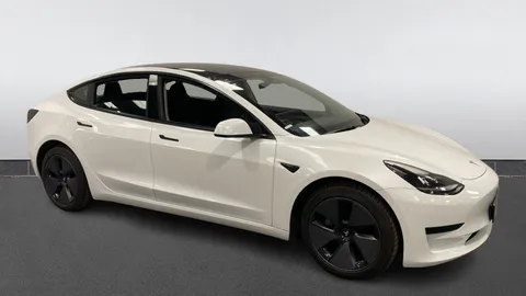 Tesla                     Model 3 Standard Plus Auto