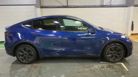 TESLA MODEL Y Long Range AWD Auto