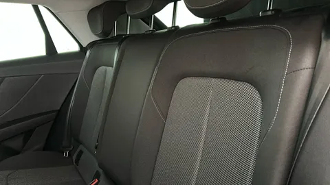 AUDI Q2 30 TFSI 116 Sport