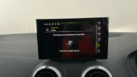 AUDI Q2 30 TFSI 116 Sport