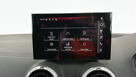 AUDI Q2 30 TFSI 116 Sport